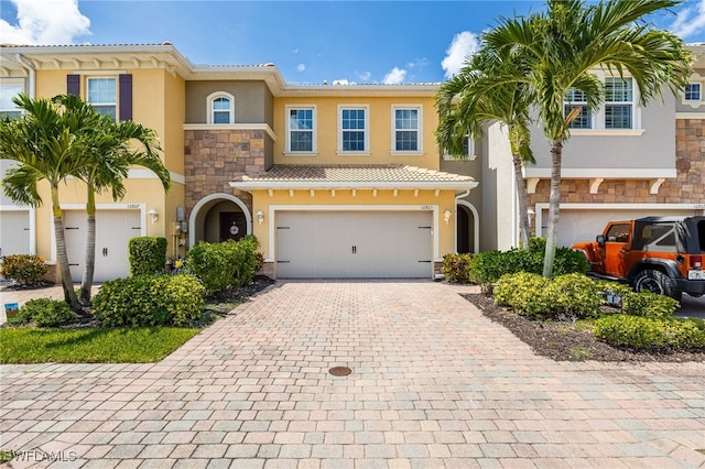 10805 Alvara Way, Bonita Springs, FL 34135 - photo 2