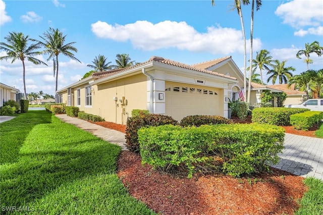 7769 Bay Lake Dr, Fort Myers, FL 33907 - photo 1