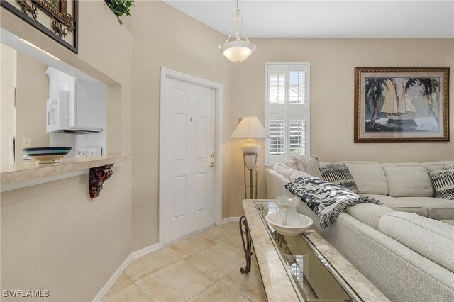 7769 Bay Lake Dr, Fort Myers, FL 33907 - photo 4