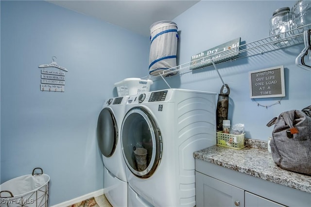 1817 SW 3rd Ave, Cape Coral, FL 33991 - laundry area with independent washer and dryer and baseboards