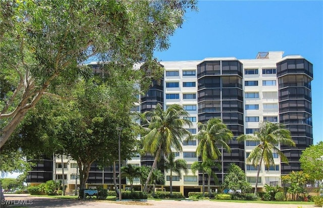 4265 Bay Beach Ln Unit 524, Fort Myers Beach, FL 33931 - view of apartment building / complex