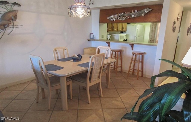 4265 Bay Beach Ln Unit 524, Fort Myers Beach, FL 33931 - view of tiled dining space