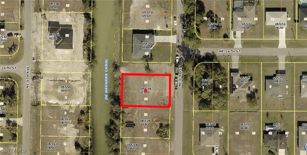 3594 NE 9th Place, Cape Coral, FL 33909 - photo 2