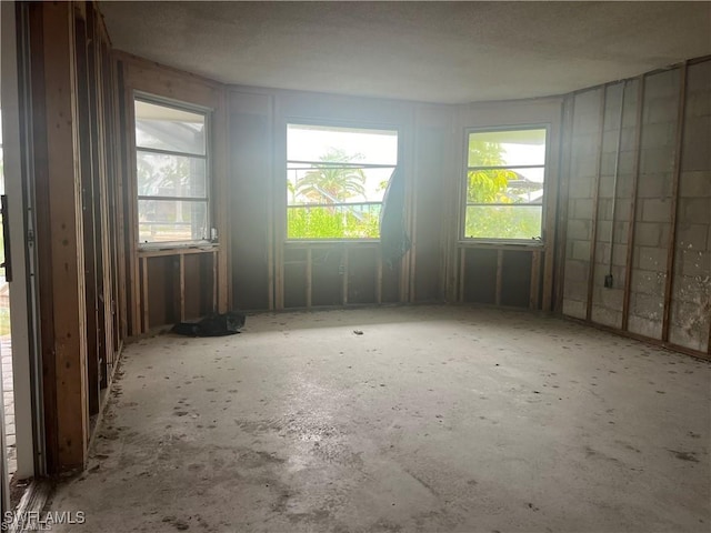 3 Palmview Blvd, Fort Myers Beach, FL 33931 - view of empty room
