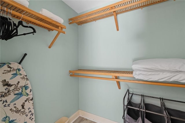 2548 River Reach Dr, Naples, FL 34104 - view of walk in closet