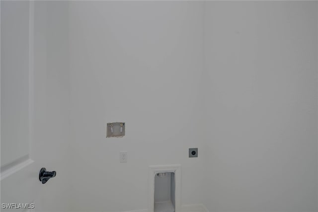 2107 Jefferson Ave, Alva, FL 33920 - laundry area featuring electric dryer hookup and hookup for a washing machine