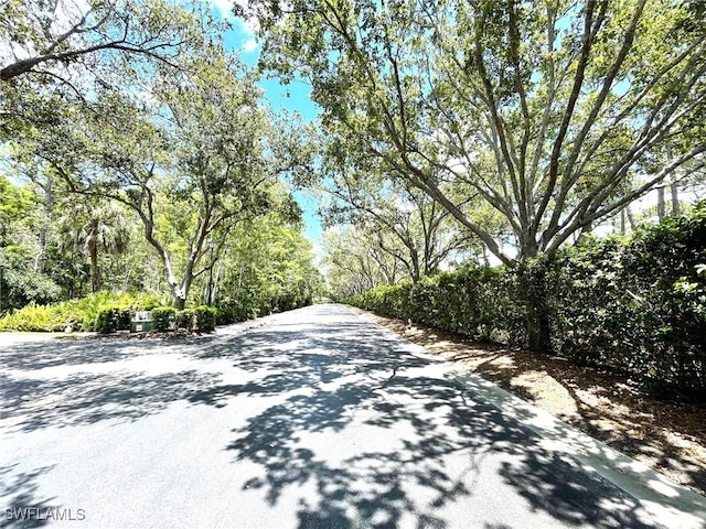 1045 Tarpon Cove Dr Unit 102, Naples, FL 34110 - photo 27
