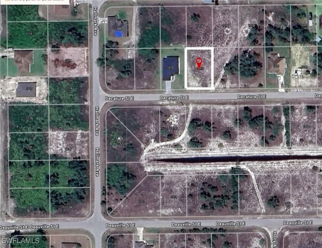 1215 Decature St E, Lehigh Acres, FL 33974
