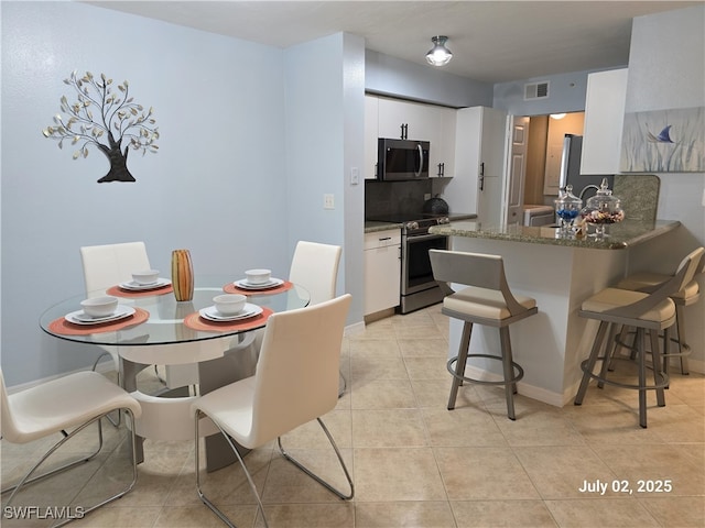 8960 Colonnades Ct E Unit 916, Bonita Springs, FL 34135 - photo 4