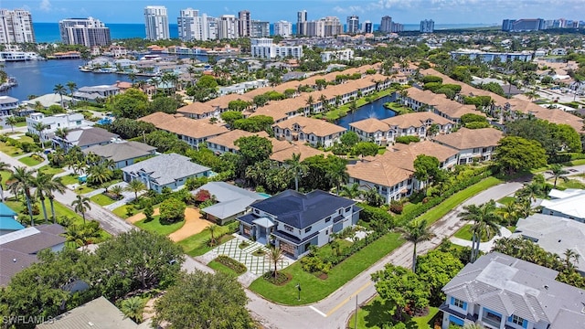 655 Parkview Ln, Naples, FL 34103 - photo 2
