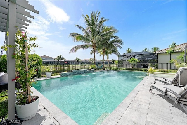 4692 Kensington Cir, Naples, FL 34119 - view of swimming pool