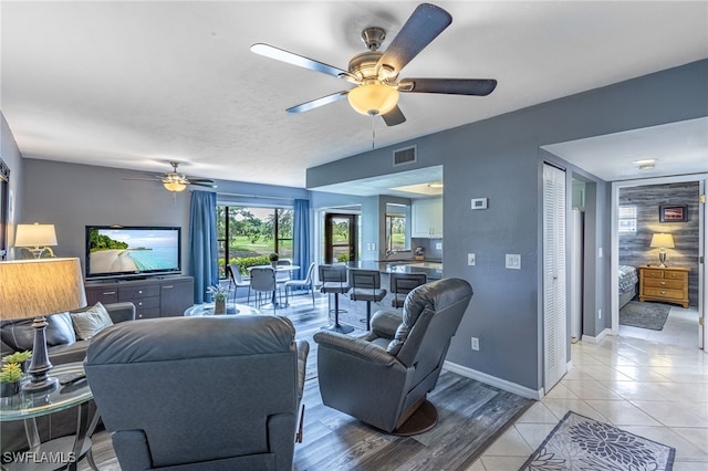 5870 Trailwinds Dr Unit 614, Fort Myers, FL 33907 - photo 3