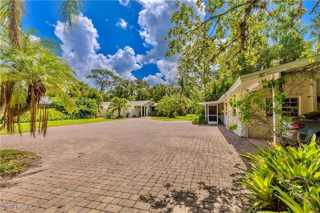18220 Elmwood Dr, Alva, FL 33920 - photo 3