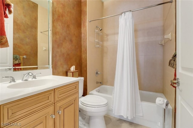 713 Regency Reserve Cir Unit 5903, Naples, FL 34119 - bathroom with shower / bath combo, vanity, and tile patterned floors