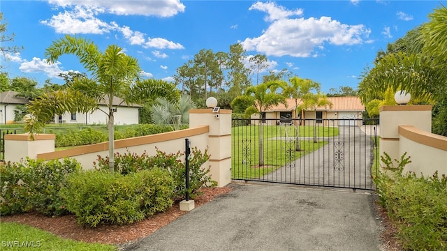 3270 14th Ave NE, Naples, FL 34120 - view of gate