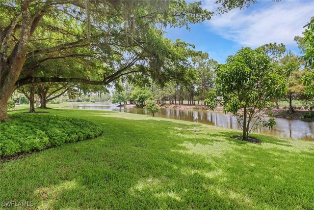 12997 Coco Plum Ln, Naples, FL 34119 - photo 3