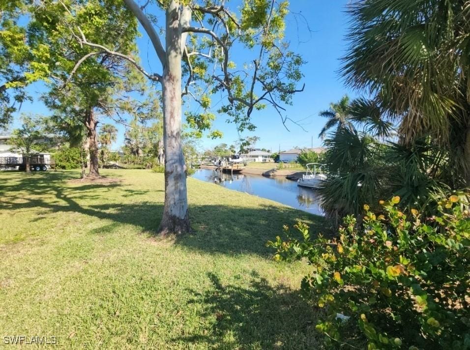 6477 Park Rd, Fort Myers, FL 33908