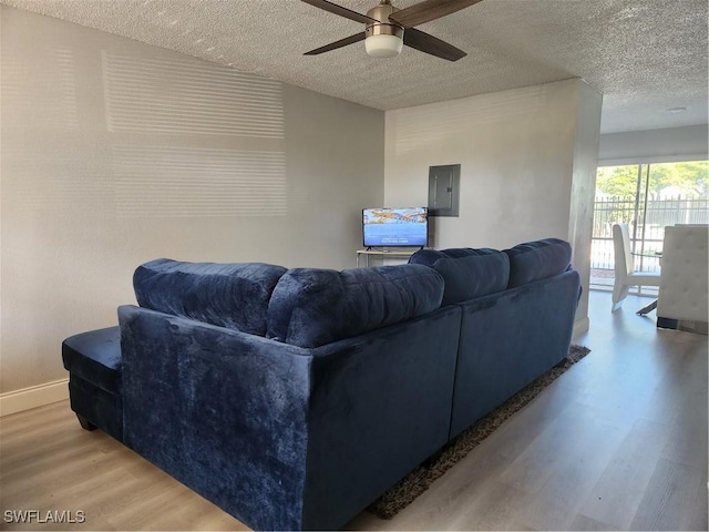 1560 Colonial Blvd Unit 133, Fort Myers, FL 33907 - photo 1