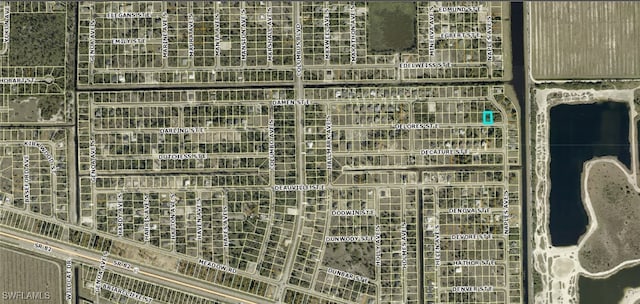 1253 Delores St E, Lehigh Acres, FL 33974