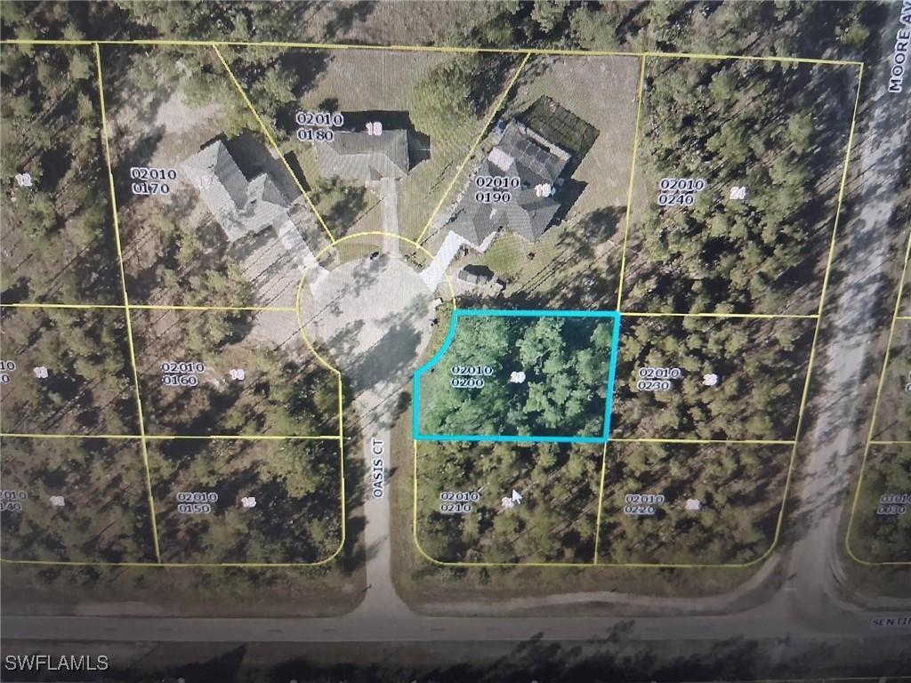105 Oasis Ct, Lehigh Acres, FL 33974