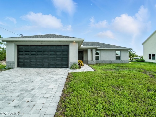 752 Chattman St E, Lehigh Acres, FL 33974 - photo 1