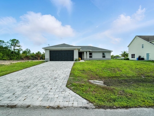 752 Chattman St E, Lehigh Acres, FL 33974 - photo 2