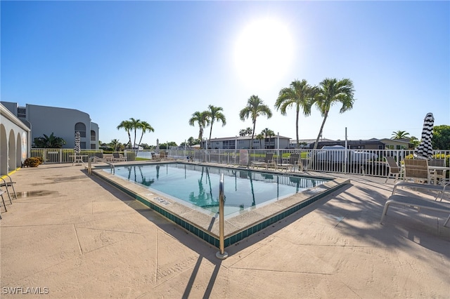 4549 SE 5th Pl Unit 109, Cape Coral, FL 33904 - community pool with a patio area