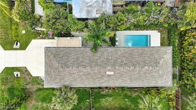 719 Park Ave, Naples, FL 34110 - bird's eye view of a pool area