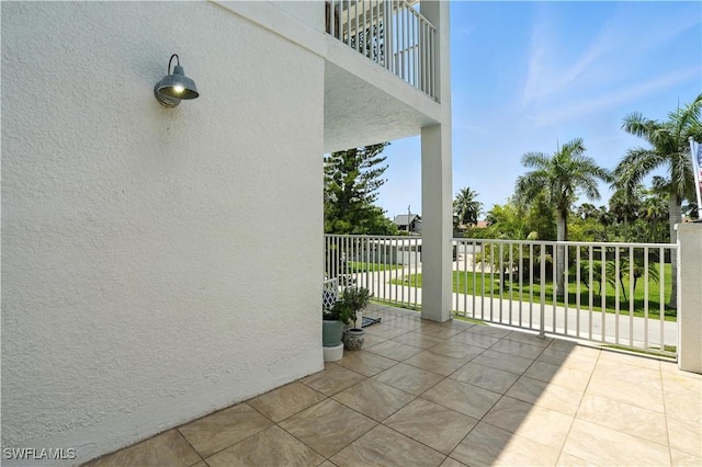 719 Park Ave, Naples, FL 34110 - view of patio / terrace
