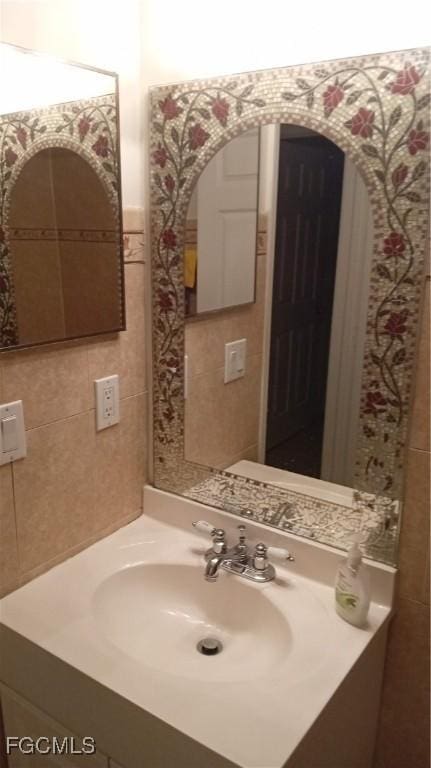902 Mcarthur Ave, Lehigh Acres, FL 33936 - photo 18