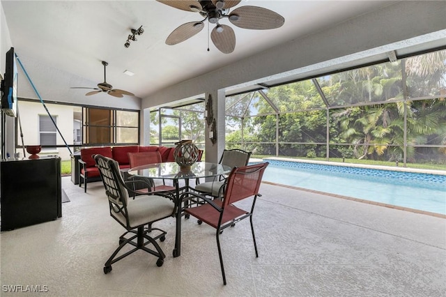 17971 Bermuda Dunes Dr, Fort Myers, FL 33967 - sunroom with ceiling fan, vaulted ceiling, outdoor dining area, and outdoor lounge area