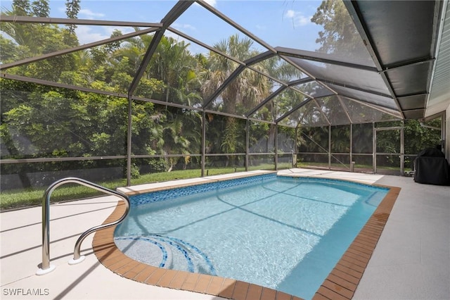 17971 Bermuda Dunes Dr, Fort Myers, FL 33967 - outdoor pool featuring a patio area and a lanai