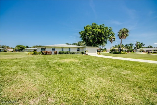 5540 Westwind Ln, Fort Myers, FL 33919 - photo 2