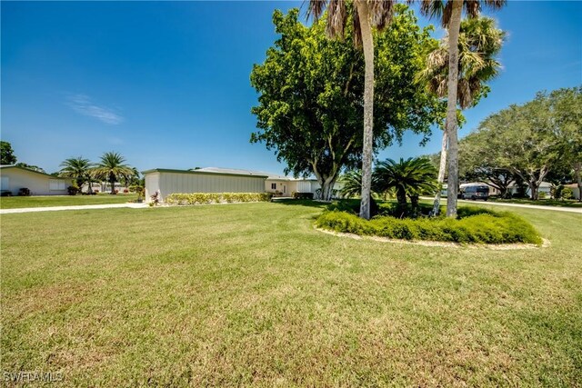 5540 Westwind Ln, Fort Myers, FL 33919 - photo 3