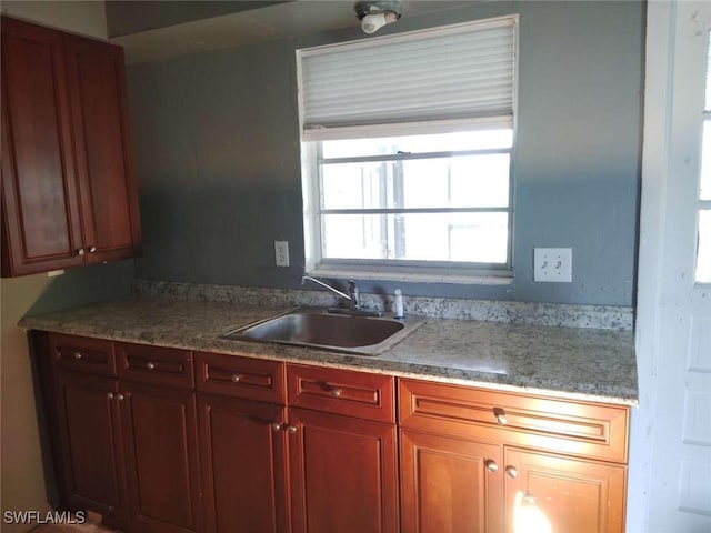 873 Van Buren St, Fort Myers, FL 33916 - kitchen with a sink