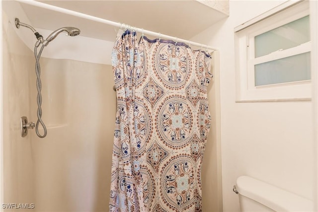 13611 Marquette Blvd, Fort Myers, FL 33905 - full bathroom featuring curtained shower
