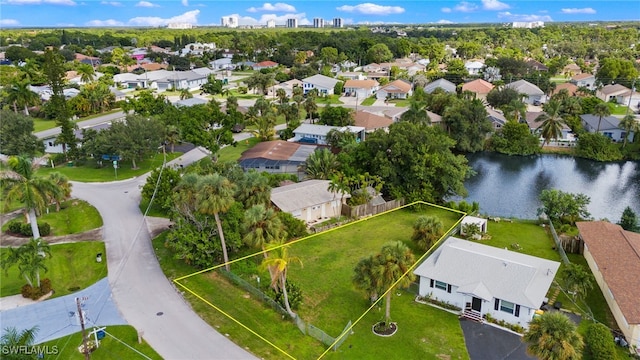 817 107th Ave N, Naples, FL 34108