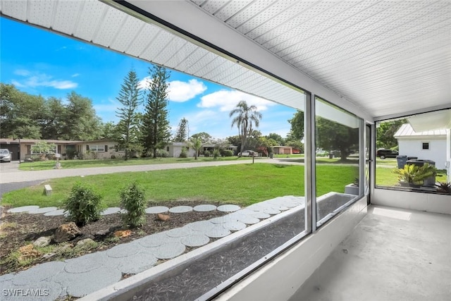 2118 Aldridge Ave, Fort Myers, FL 33907 - view of unfurnished sunroom