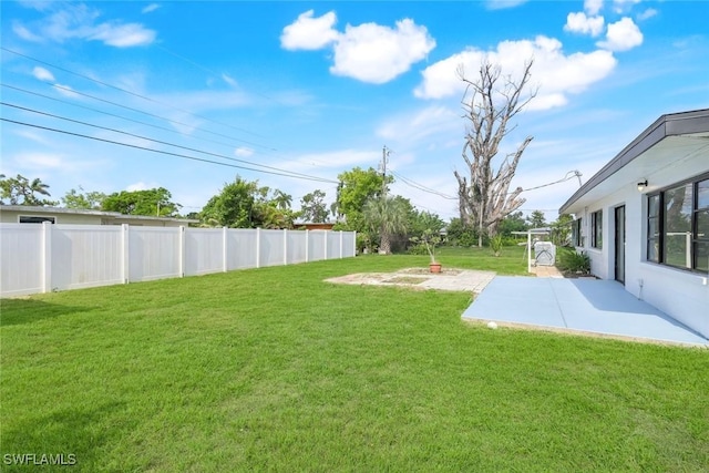2118 Aldridge Ave, Fort Myers, FL 33907 - view of yard featuring a patio area