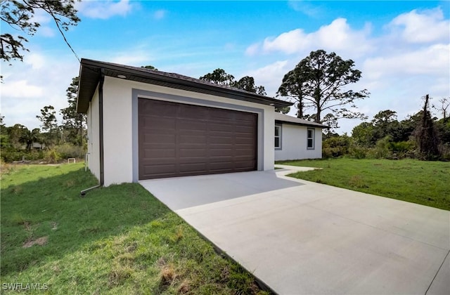 2109 Jefferson Ave, Alva, FL 33920 - garage featuring driveway