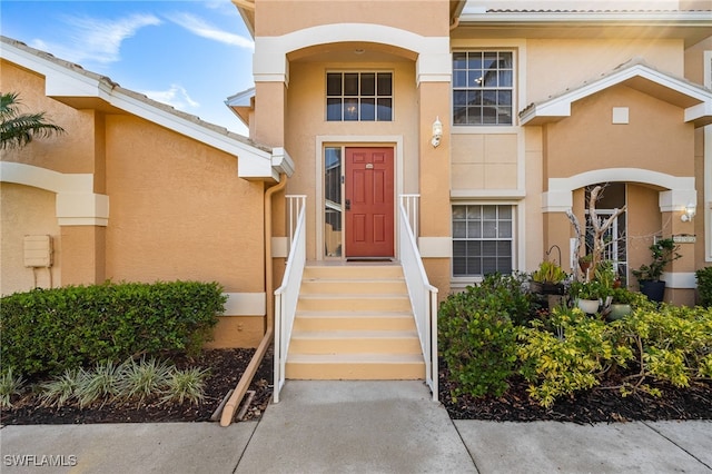 15041 Lakeside View Dr Unit 2104, Fort Myers, FL 33919 - entrance to property with stucco siding