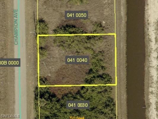 1006 Champion Ave, Lehigh Acres, FL 33971