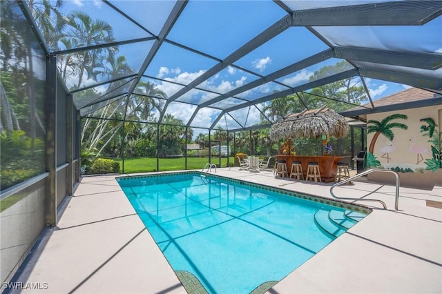 116 Sharwood Dr, Naples, FL 34110 - swimming pool with a patio area and a lanai