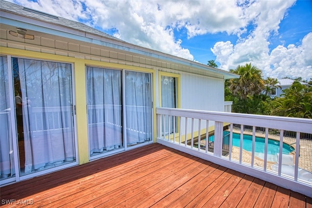 1674 Bunting Ln, Sanibel, FL 33957 - view of wooden deck