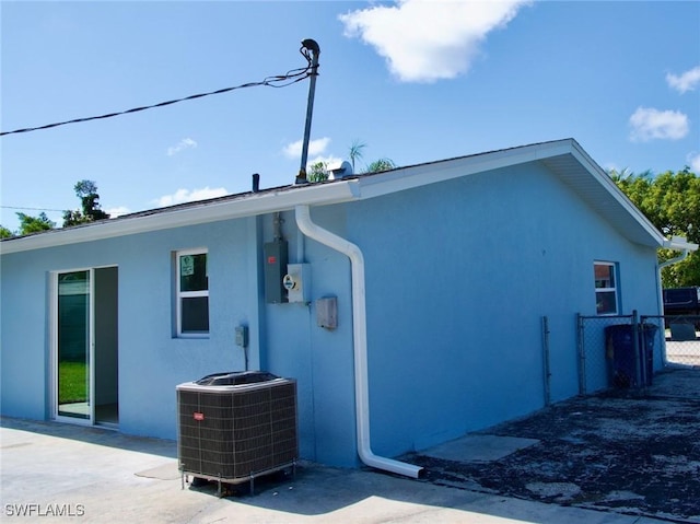 2209 Delta St, Fort Myers, FL 33907 - photo 4