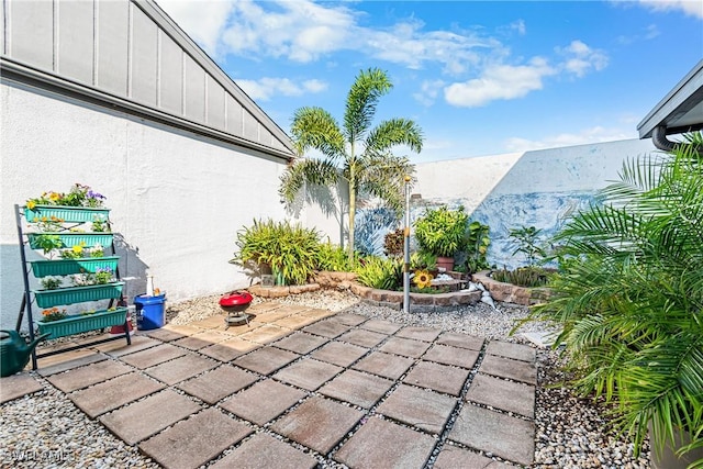 9817 Maplecrest Cir, Lehigh Acres, FL 33936 - view of patio