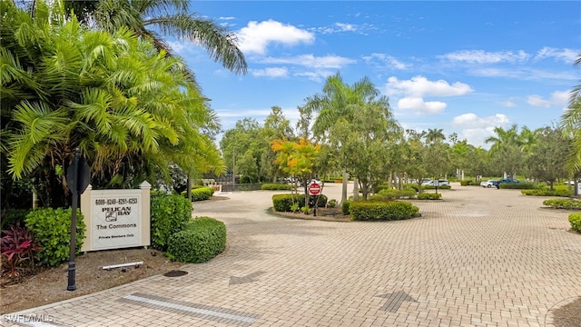 700 L Ambiance Cir Unit 202, Naples, FL 34108 - surrounding community