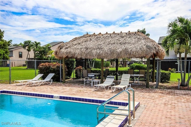 8849 Somerset Blvd, Fort Myers, FL 33919 - community pool with a patio and a gazebo