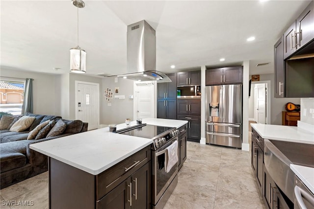 718 Coral Dr, Cape Coral, FL 33904 - photo 11