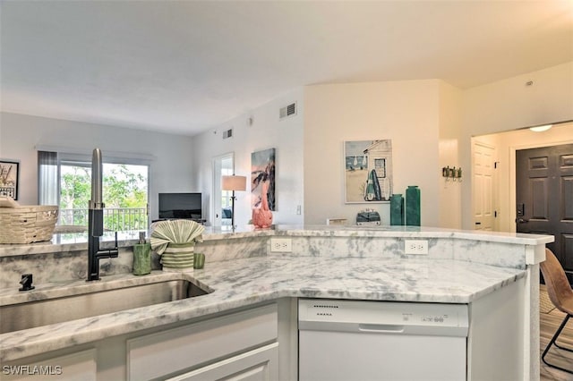 15585 Ocean Walk Cir Unit 313, Fort Myers, FL 33908 - photo 6
